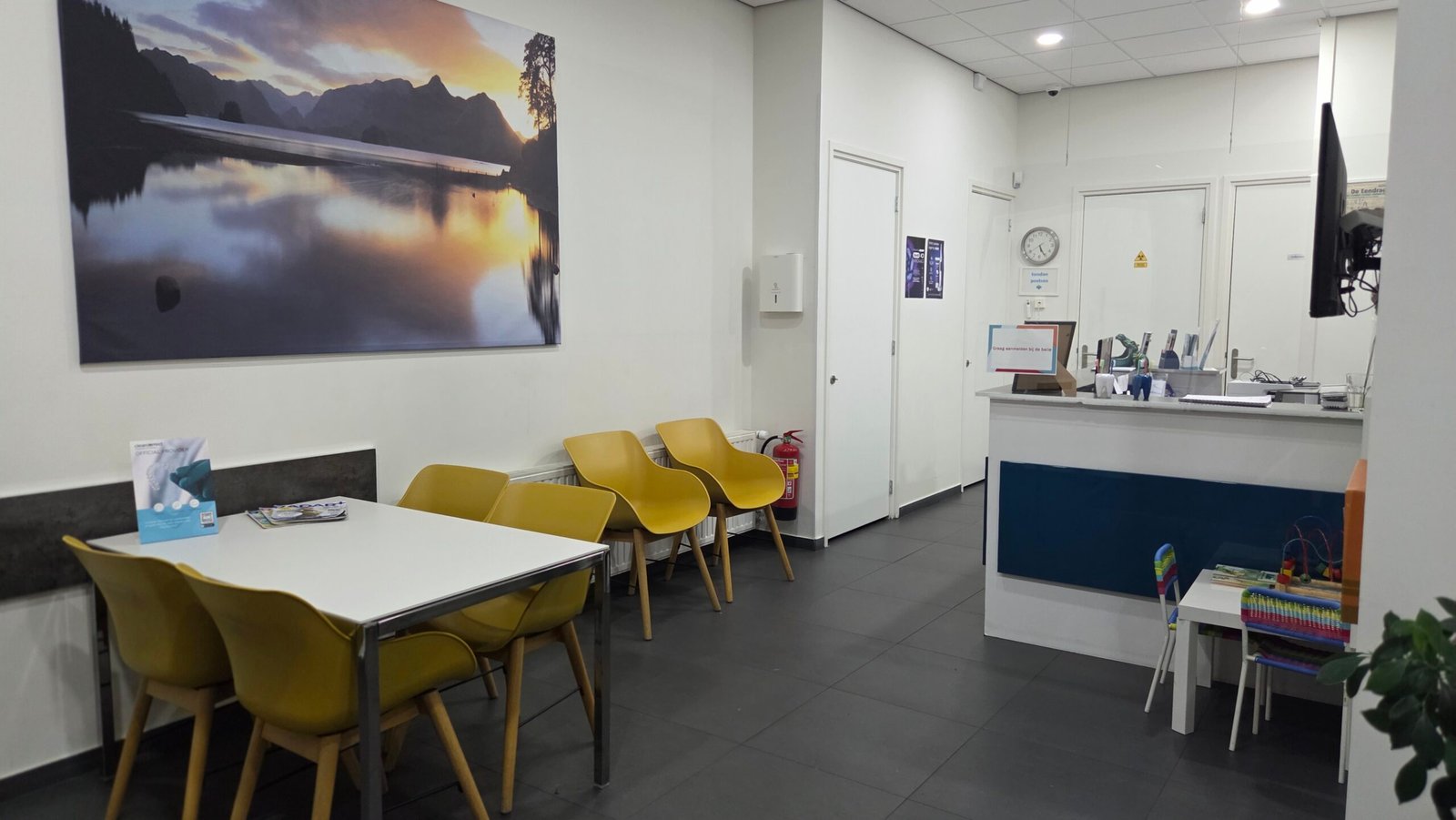 De wachtkamer van Tandartsenpraktijk Ypenburg Centrum